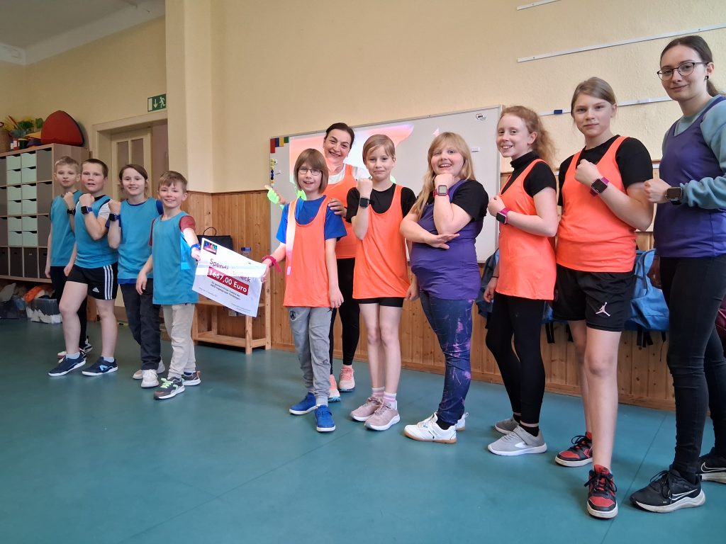 Wir fangen an mit Schritten zählen.